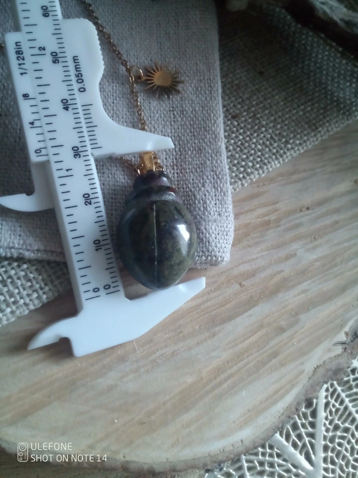 Collier pendentif scarabée en pierre de jaspe – photo 4